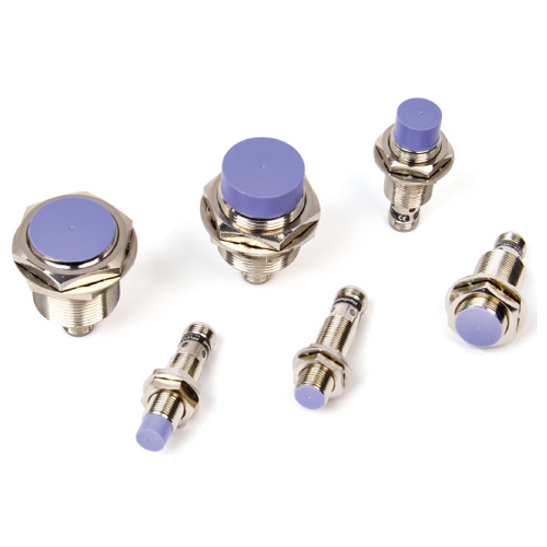 HPR圓柱形遠距離接插式接近開關(guān)