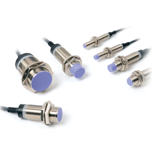 HPR圓柱形遠距離檢測接近開關(guān)